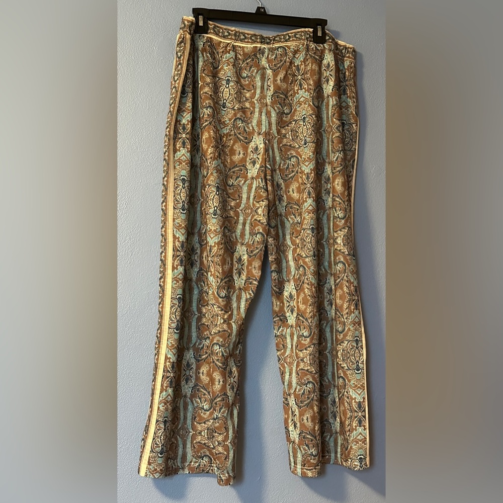 Simple Suzanne Betro Women’s Printed Crop Pants 3X